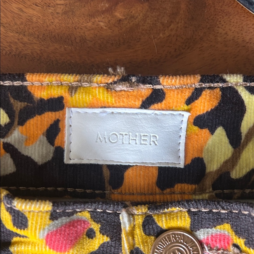 Floral Patterned Pants - Picture 5 of 13